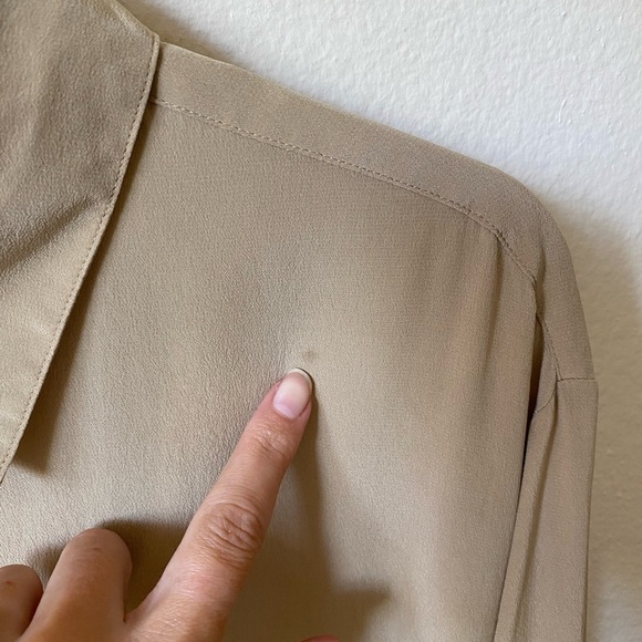 Boss by Hugo Boss Women’s Silk Button Down Blouse Tan Size Fit S Business Casual - Picture 4 of 8